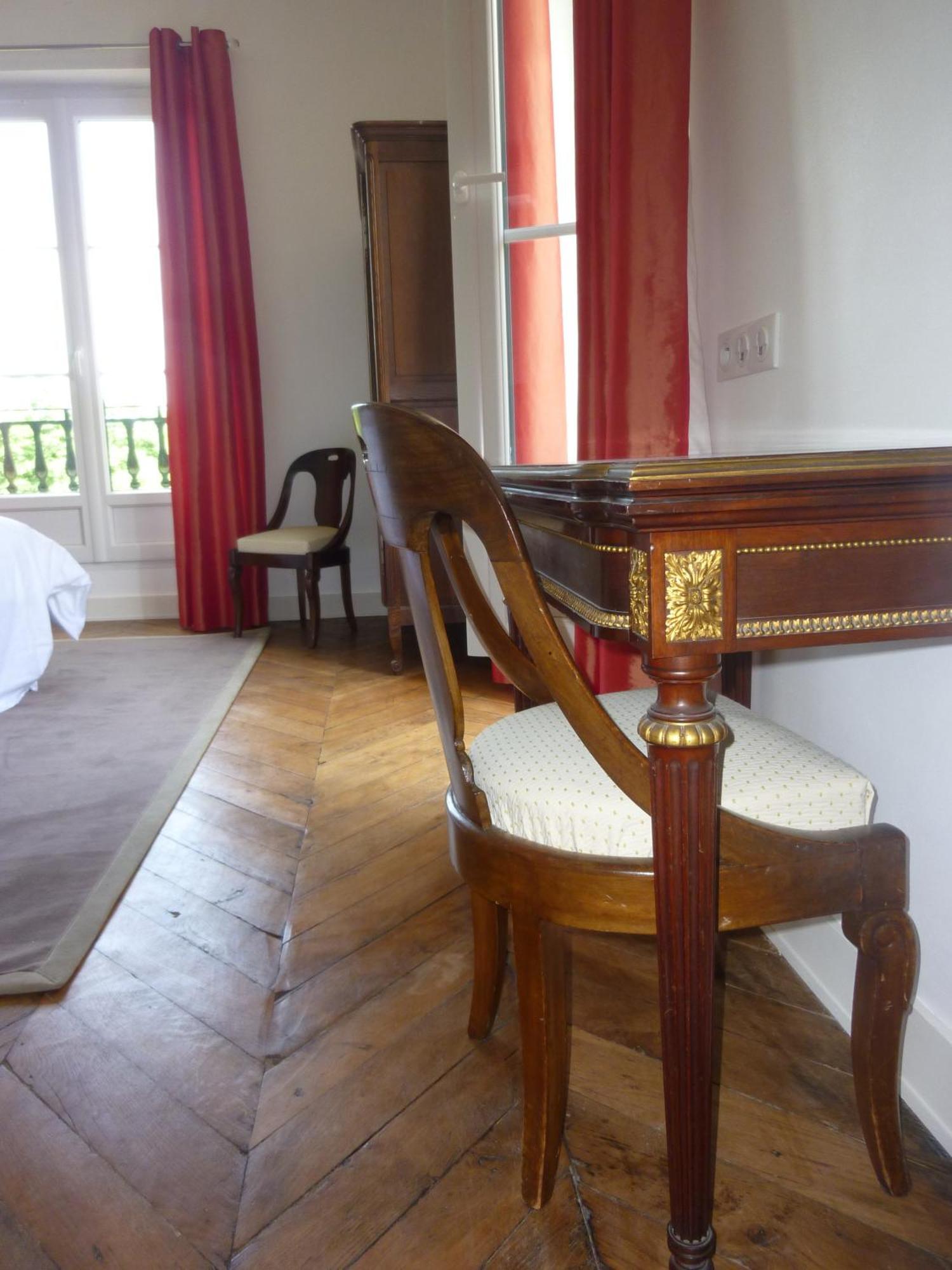 Bed and Breakfast Cedre Et Charme Saint-Branchs Экстерьер фото